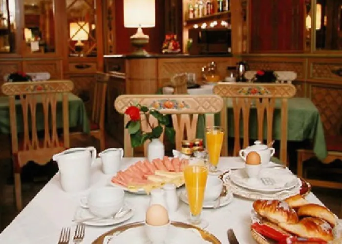 Hotel Valle Rome