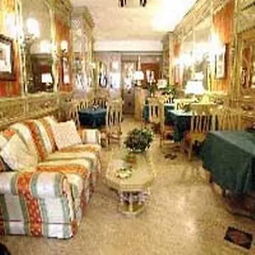 Otel Valle 3*